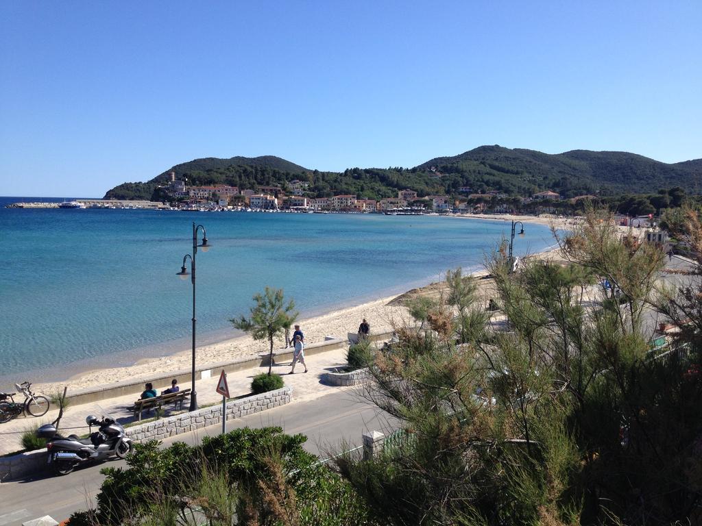 Appartamenti Camelia E Gabry - Zona Mare Con Posti Auto E Terrazze Marina di Campo Eksteriør bilde